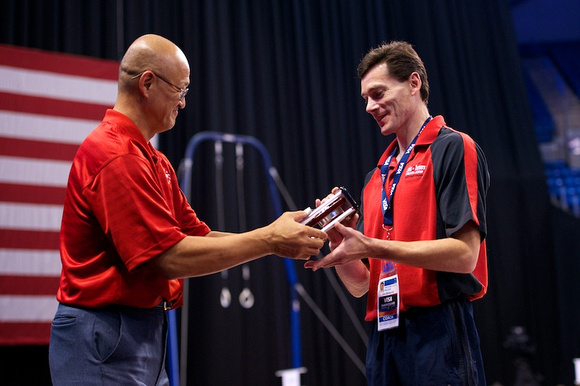 Alex Belanovski was awarded as the junior men's coach of the year.